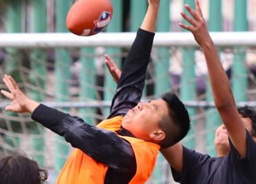 "Hay fantasmas que cazan a niñas, niños, adolescentes y jóvenes para que caigan en las adicciones": SEP
