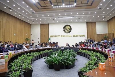 INE proyecta mayoría calificada en Diputados; en Senado se queda a 2