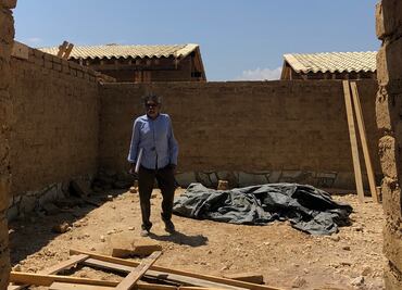 Inician construcción de Telebachillerato, uno de los últimos proyectos de Francisco Toledo