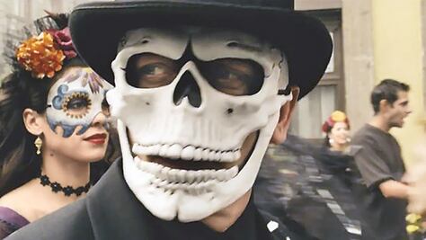 A James Bond le ganan los Huevos en la taquilla