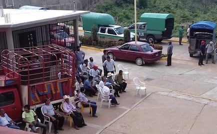 Instalan bloqueos carreteros en Oaxaca contra obras del Tren Transístmico