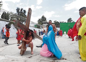 Pasión de Cristo llega a los penales