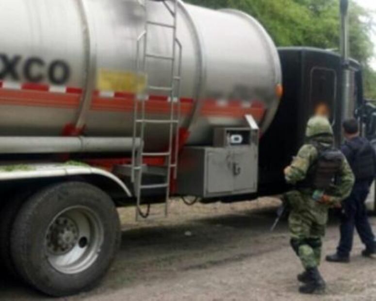 Aseguran en Michoacán 17 mil litros de hidrocarburo robado