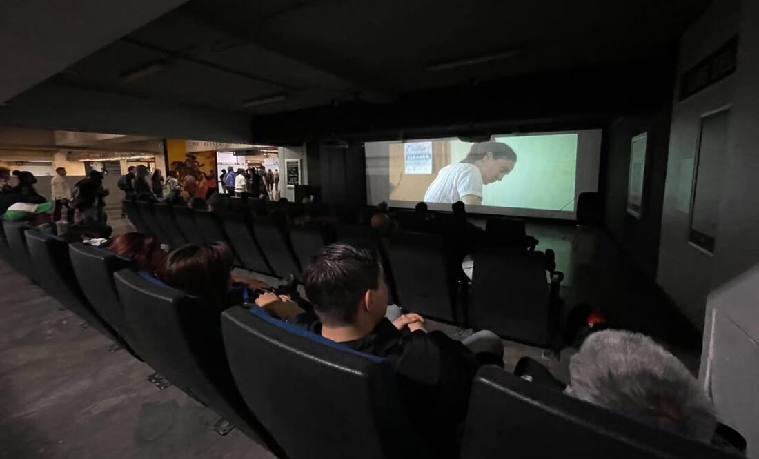 Cine en el Metro de CDMX; películas y cortometrajes por el Día Internacional de la Mujer. Foto: Omar Díaz