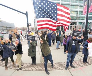 Sospechas contra Trump se acumulan