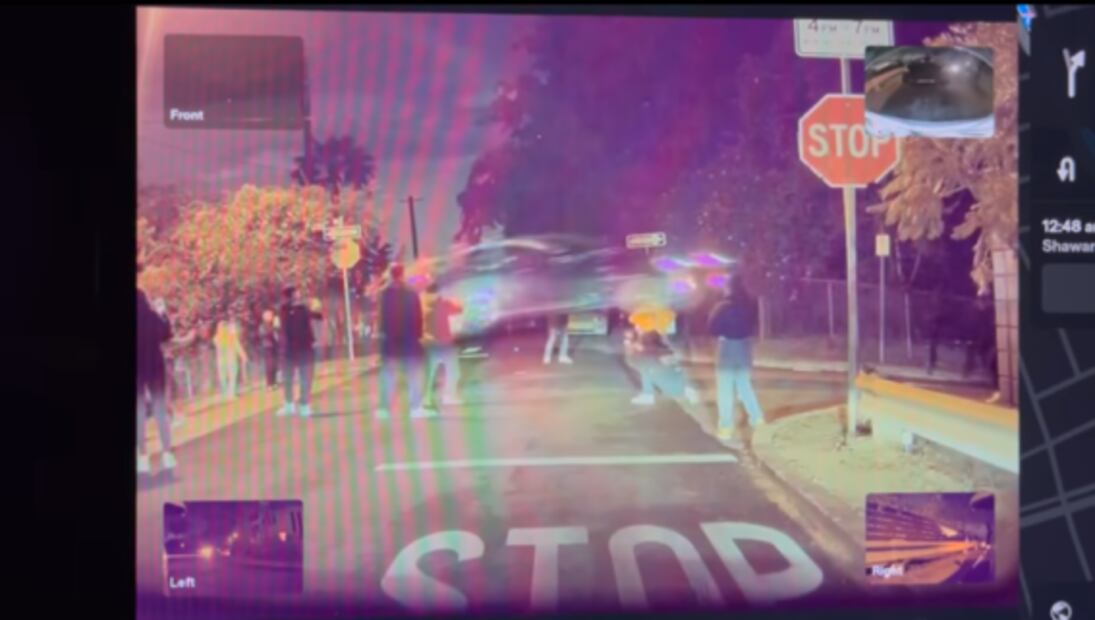 Hombre renta un Tesla y salta por los aires en peligroso video para redes sociales