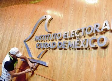 Partidos entregan plataformas a instituto electoral de la Ciudad