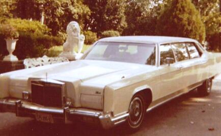 Tres vehículos que pertenecieron a Elvis Presley serán subastados