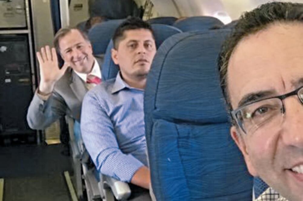 El ex panista Javier Lozano Alarcón se sumó a la campaña del precandidato de la coalición Meade Ciudadano por México, José Antonio Meade. (ARCHIVO EL UNIVERSAL)