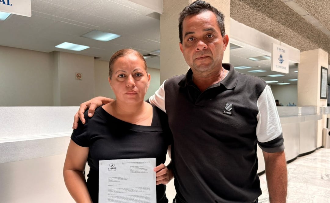 Padres de familia piden a CNDH atender casos de violencia en la Escuela de Ingeniería de la Sedena. Foto: Sharon Mercado/ EL UNIVERSAL