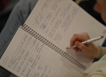 Las barreras del idioma, el nuevo problema al que se enfrentan refugiados ucranianos para encontrar trabajo