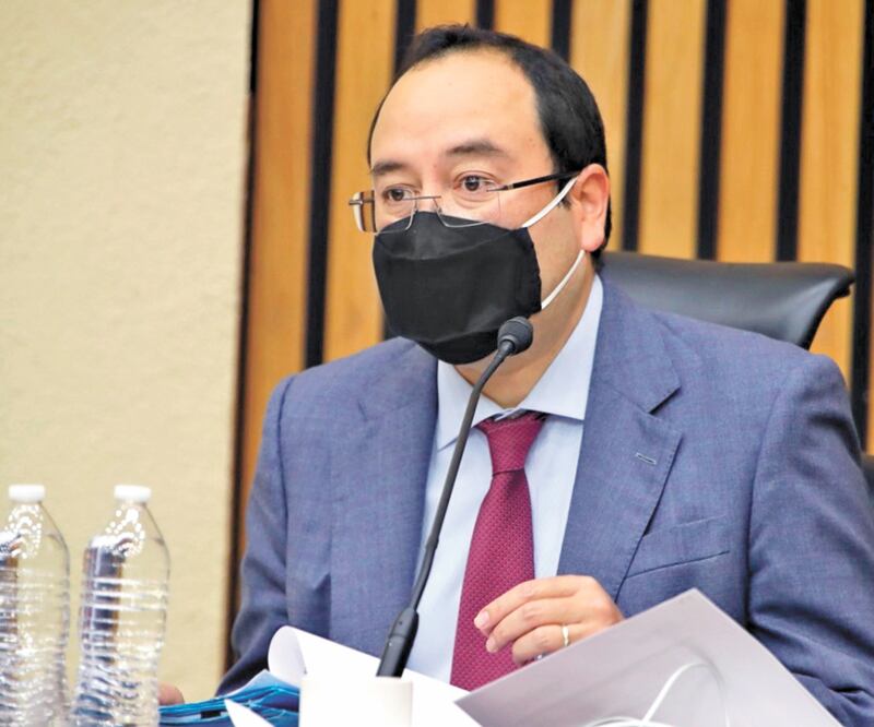 Ciro Murayama propuso aplazar la votación respecto a la boleta. Foto: ESPECIAL