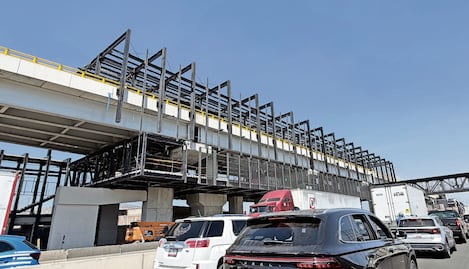 Van a contrarreloj 3 estaciones del Trolebús a Chalco