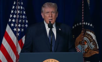 Trump promete vengar la muerte de soldados; advierte que la guerra con Irán dejará más bajas