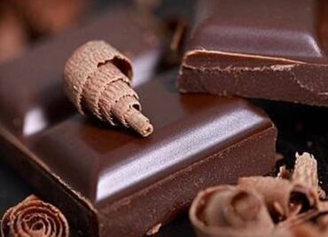 Crean chocolate que prolonga la vida con carne de erizo y estrellas de mar