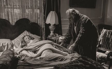 Los viejos también aman y se desnudan