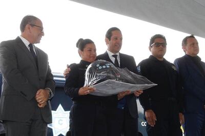Corporaciones de Querétaro reciben equipamiento por más de 123 millones de pesos