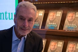César Costa cumple 85 años y celebra con su libro "Lo mío fue un sueño"