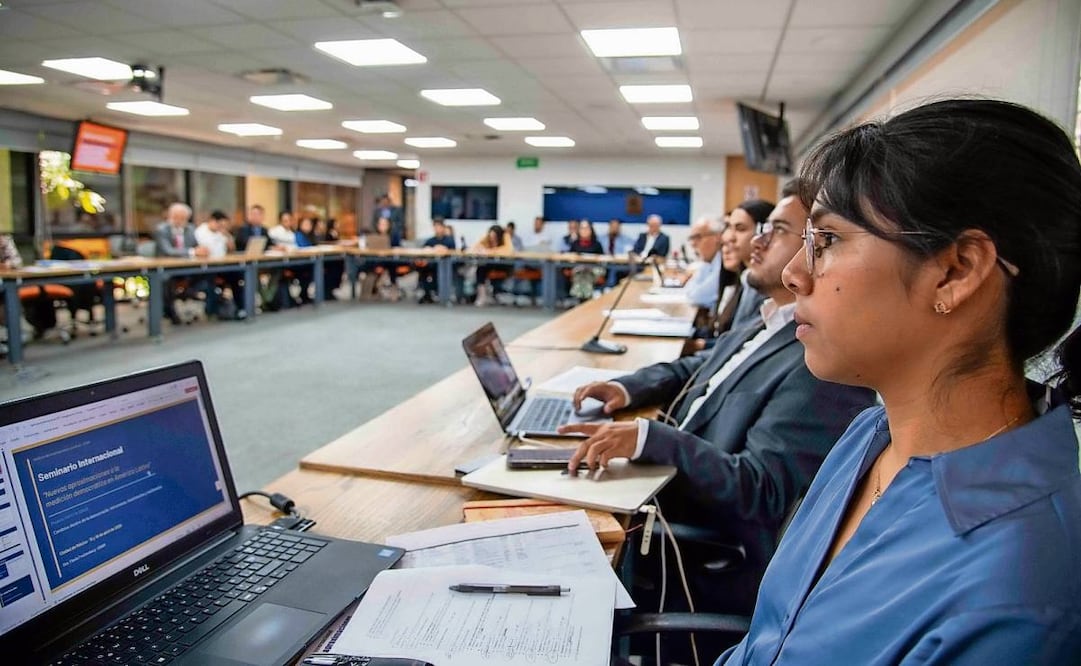 Académicos y politólogos participaron en el Seminario Internacional Nuevas Aproximaciones a la Medición Democrática en América Latina. Foto: Especial