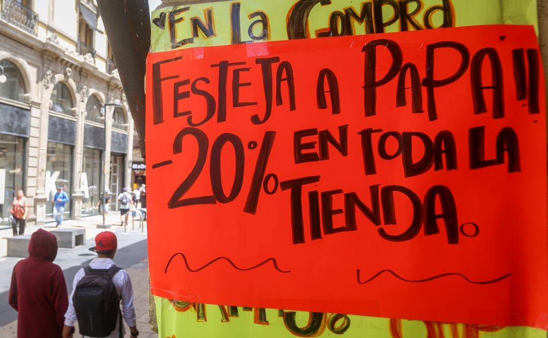 Algunos locales y restaurantes ofrecerán promociones y descuentos en bebidas alcohólicas, comidas y cenas durante el 16 de junio, así como promociones en algunos platillos. Foto: Luis Camacho / EL UNIVERSAL