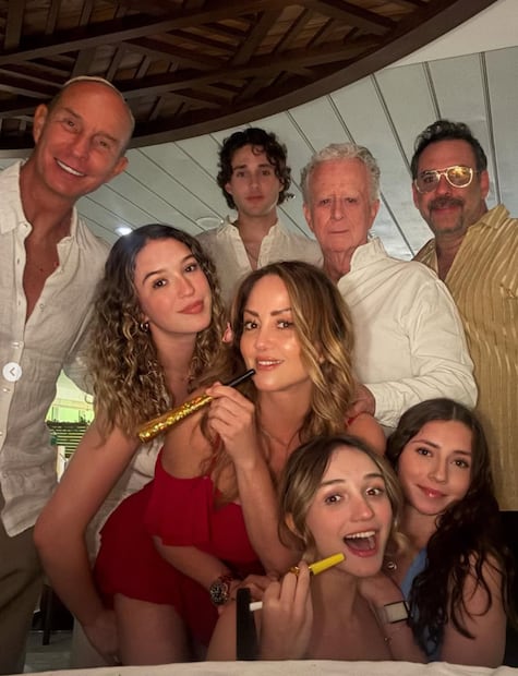 Andrea Legarreta y su expareja, Erik Rubín, reciben juntos y con sus hijas el 2026.