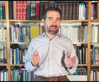 INE llama a no lucrar con la gente 