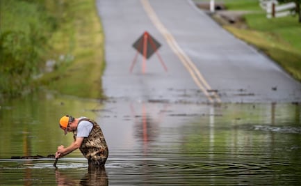 Inundaciones dejan al menos 8 muertos y 30 desaparecidos en Tennessee, EU