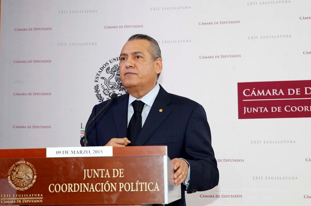 Manlio Fabio Beltrones Rivera habló ante diputados locales electos de Guanajuato (ARCHIVO EL UNIVERSAL)