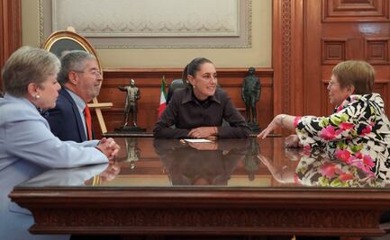 Sheinbaum se reúne con Michelle Bachelet, expresidenta de Chile; dialogan sobre las mujeres en la política