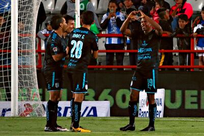 Querétaro le pega a Pachuca en el Hidalgo