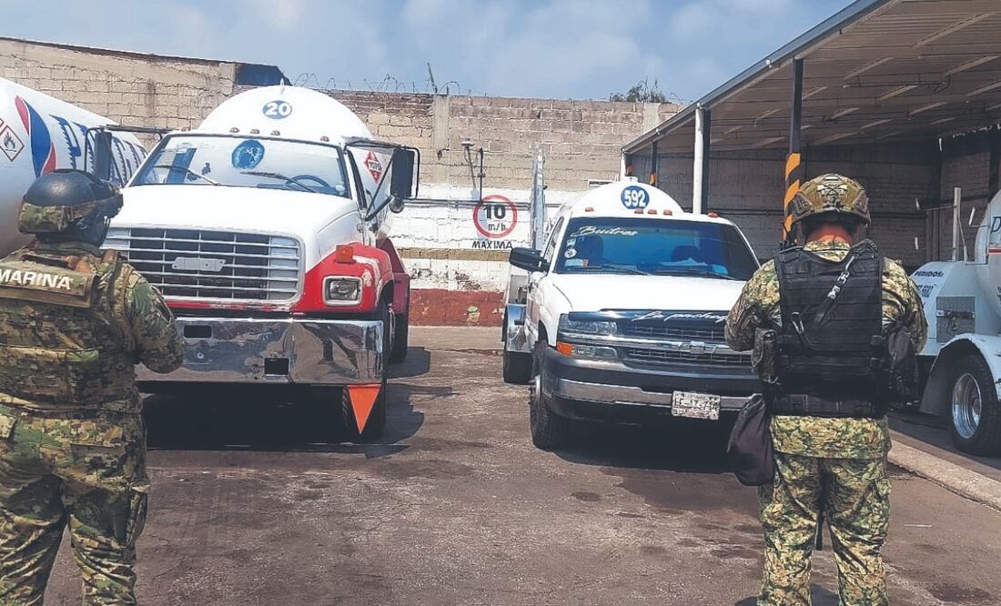 En el sitio se realizaba trasiego ilegal de gas, de una pipa a otra, sin medidas de seguridad. Foto Especial