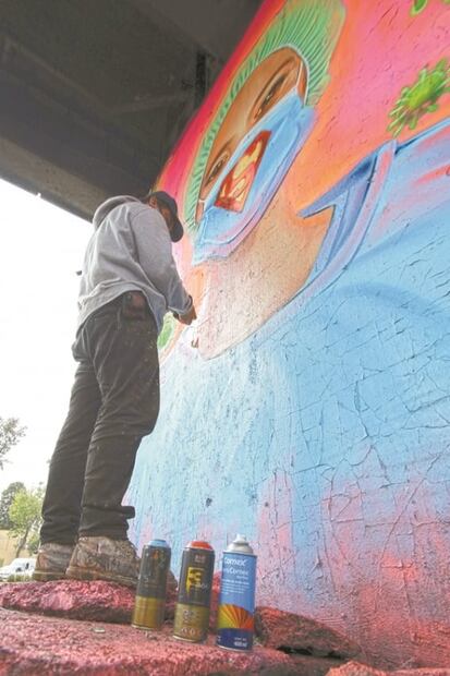 Pintan grafiti en honor de los doctores en CDMX