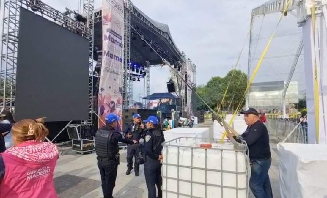 Reportan que está listo el templete donde se realizará el evento del Día de las Madres en la explanada de la Gustavo A. Madero (23/05/2025). Foto: Captura de video