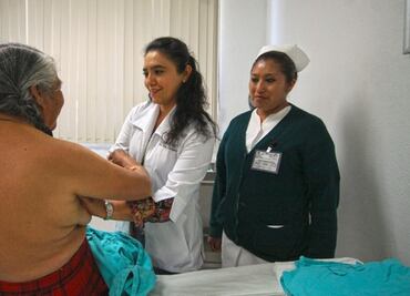 IMSS rompe récord de cirugías en zonas rurales