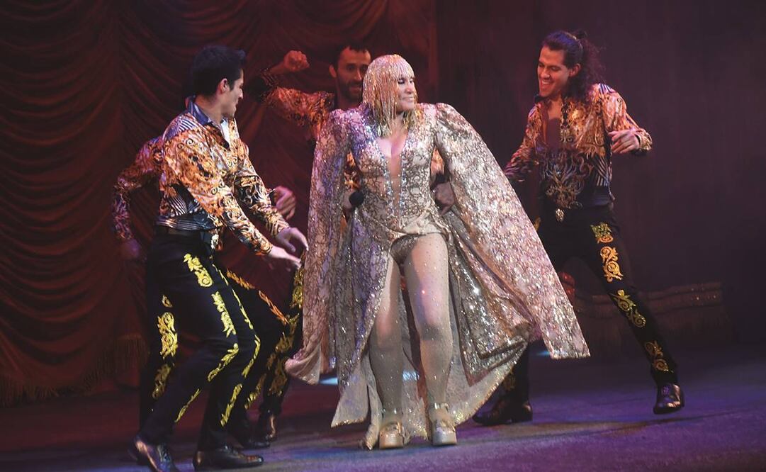 La puesta en escena contará con albures, doble sentido, canciones de diferentes géneros musicales y bailarines en escena. Foto: Armando Pereda/ EL UNIVERSAL