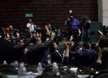 Diputados cierran periodo y se van de vacaciones mes y medio