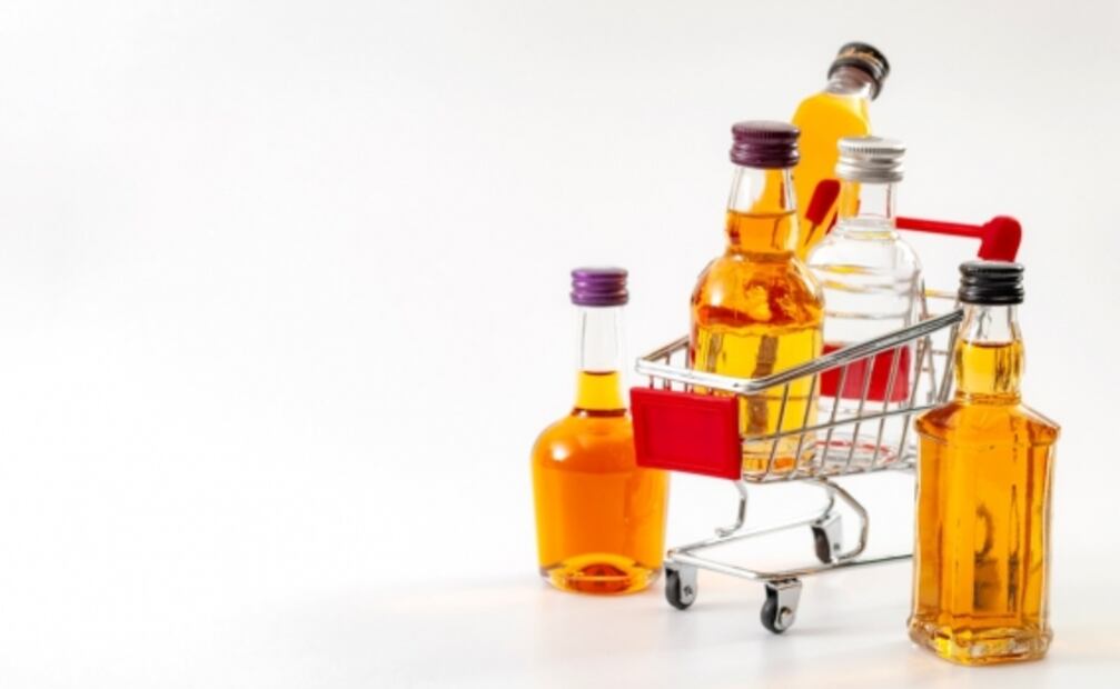 Aerolíneas que no sirven alcohol en sus aviones