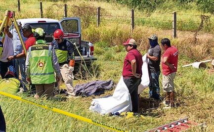 Mueren 2 trabajadores de alcantarilla intoxicados