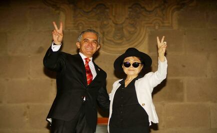 Mancera nombra visitante distinguida a Yoko Ono