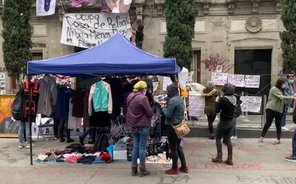 Feministas cambian de nombre a la CNDH por "Casa de Refugio Ni Una Menos México"