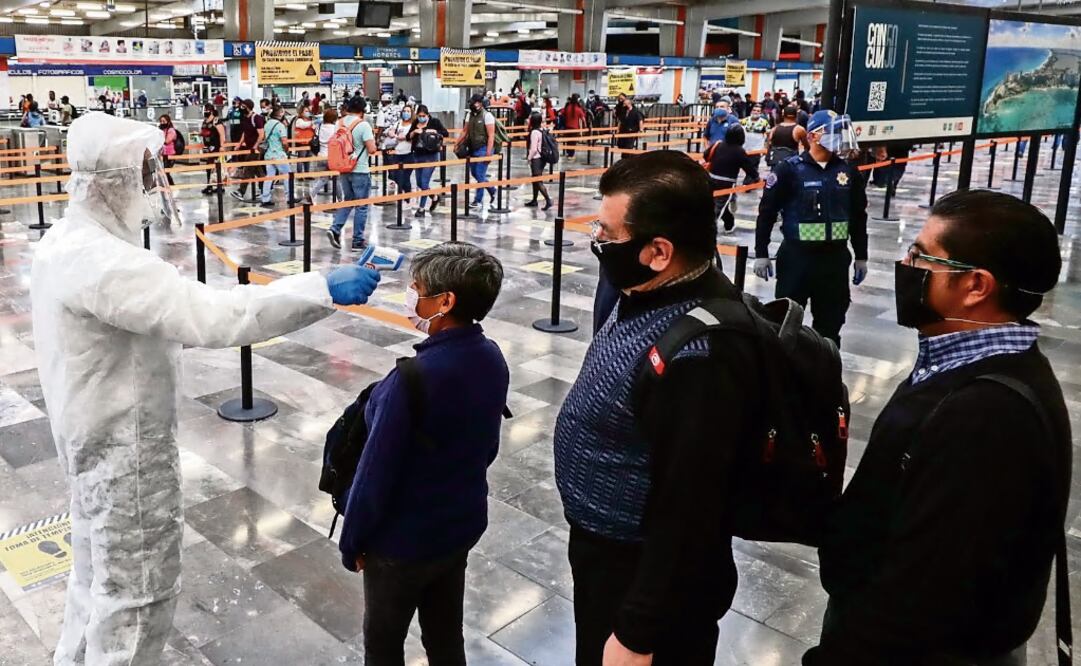 Dr. Hugo López-Gatell warned that if authorities and society don’t follow preventive measures, there could be another COVID-19 outbreak - Photo: File Photo/EL UNIVERSAL