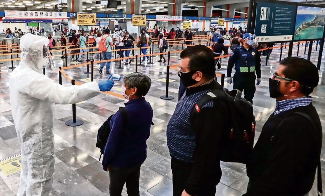 Dr. Hugo López-Gatell warned that if authorities and society don’t follow preventive measures, there could be another COVID-19 outbreak - Photo: File Photo/EL UNIVERSAL