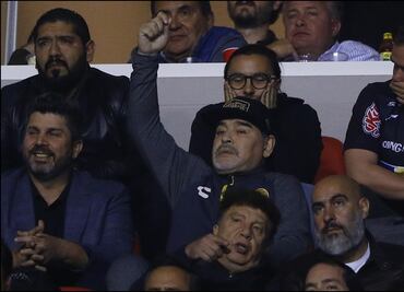 Maradona se fue tambaleando tras perder la final