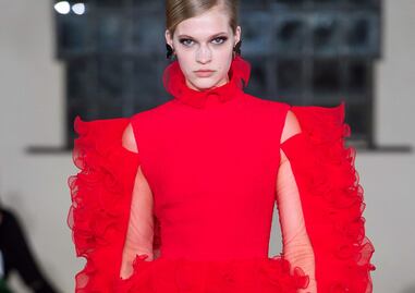 Alerta Tendencia: Mangas y cuellos Shakesperianos