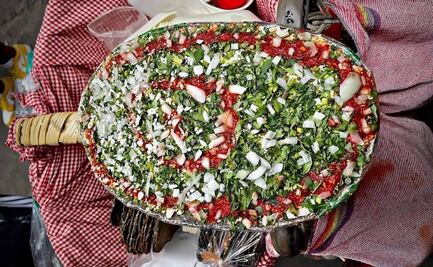 Estas son las diferencias entre el huarache toluqueño, el de la CDMX y las tlayudas