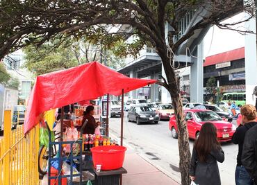 Realizan censo de ambulantes en Iztapalapa vía app
