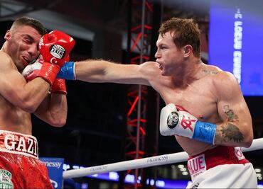 ¿Por qué 'Canelo' Álvarez peleó contra Avni Yildirim?