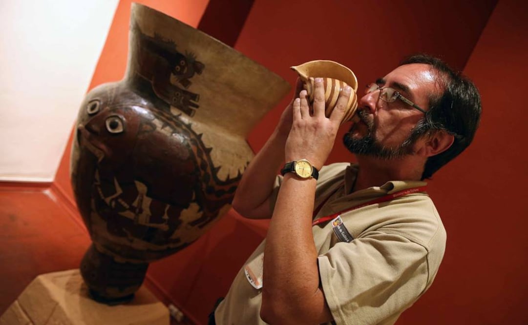 Por muchos años, según explicó Trejo, las piezas fueron reconstruidas con un fin estético, sin tomar en cuenta el sonido. FOTO: Ernesto Arias/EFE.