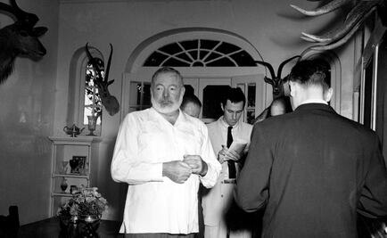 Publican cartas entre Hemingway y su última musa