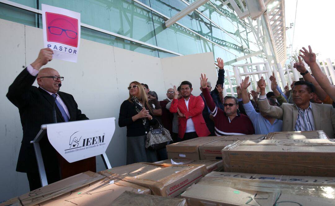 El ex priísta Isidro Pastor fue avalado como candidato independiente a gobernador. (Foto: Archivo / EL UNIVERSAL)